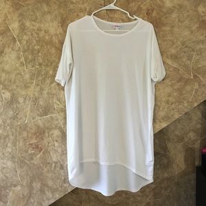 Lularoe XS solid white Irma