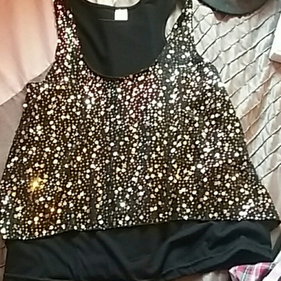 Sequin top - Picture 1 of 2