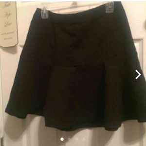 Elegant black skirt