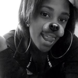 Meet your Posher, Ania