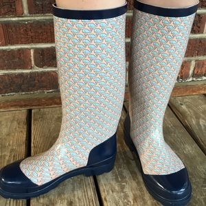 Cute vineyard vine rain boots