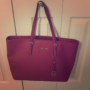 Red Michael Kors Jet Set Tote