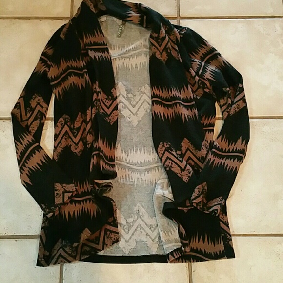 Tribal brown and black cardi.