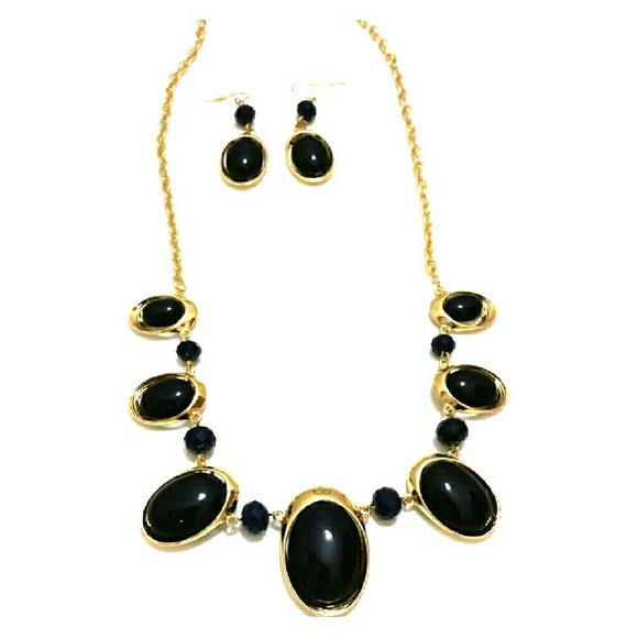 Necklace and Earring Set