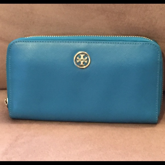 Tory Burch Robinson wallet
