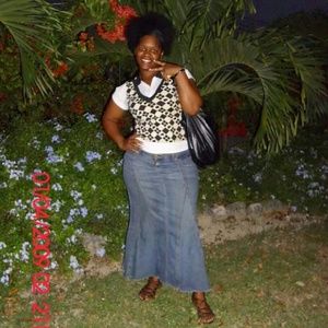 Meet your Posher, Lorraine