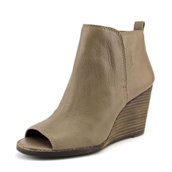 Lucky Brand Shoes - 🍁🍂Lucky Brand Booties🍂🍁