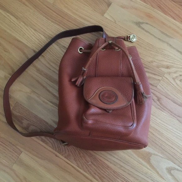 Vintage dooney FIRM💗