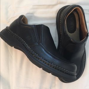 Men's Born Black dress shoes