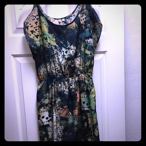 Fun and Flirty Casual Dress w:Shoulder Peek Holes