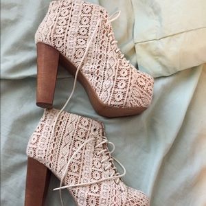 RARE Jeffrey Campbell lace litas