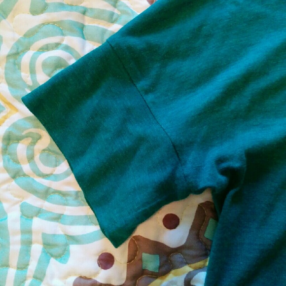 Turquoise Tee - Picture 3 of 4