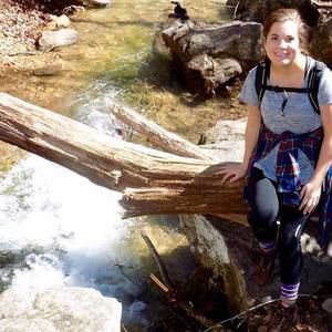 Meet your Posher, Stephanie