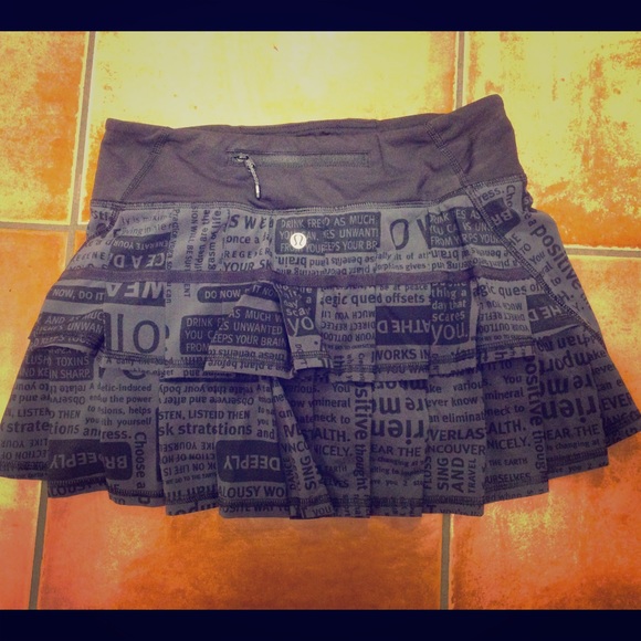 TRADED Lululemon skort size 6