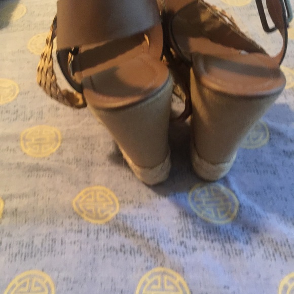 Shoes - Picture 3 of 3