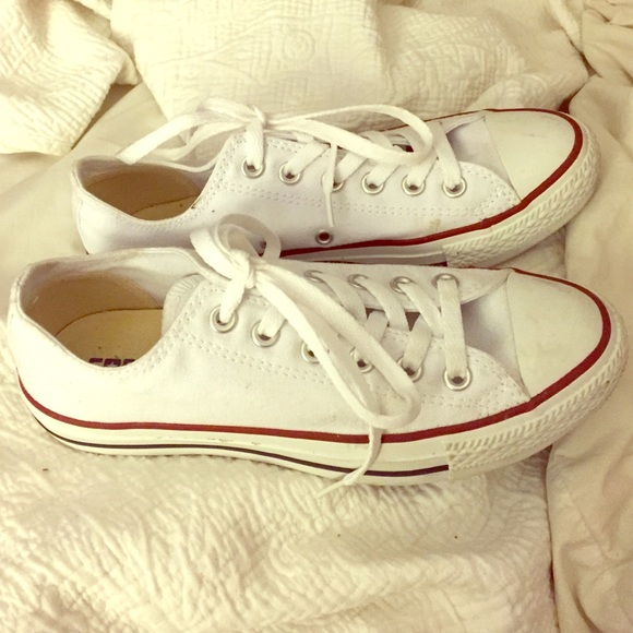 Women's White Lowtop Converse