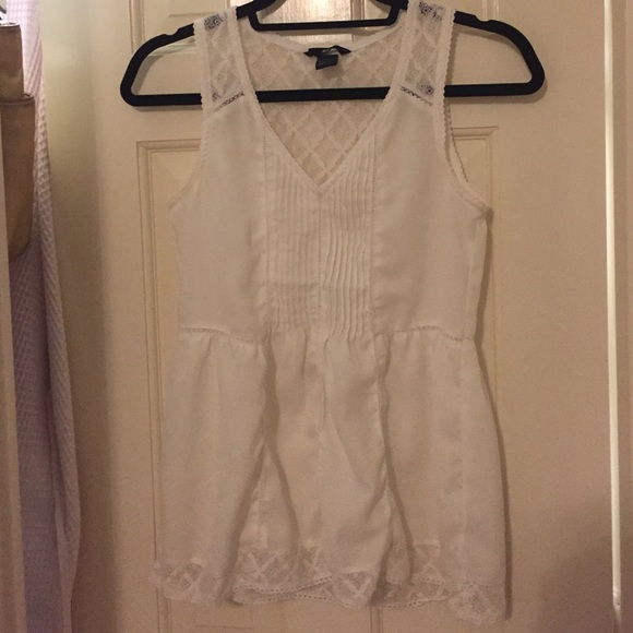 Delicate white tank top
