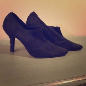 Tahari booties