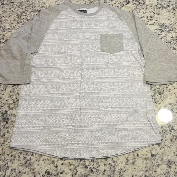 New Reto-fit (Tilly's brand) 3/4 length t shirt