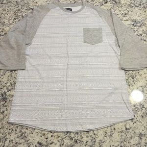 New Reto-fit (Tilly's brand) 3/4 length t shirt