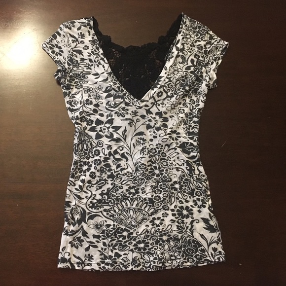 Black and White Floral Lace Top