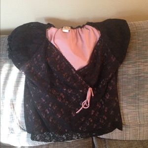 Super cute lace top