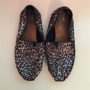 Leopard toms