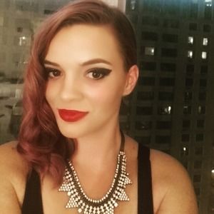 Meet your Posher, Casey