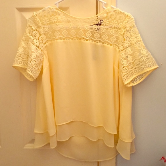 Crochet yellow top💛