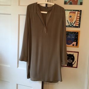 Vince silk long sleeve tunic