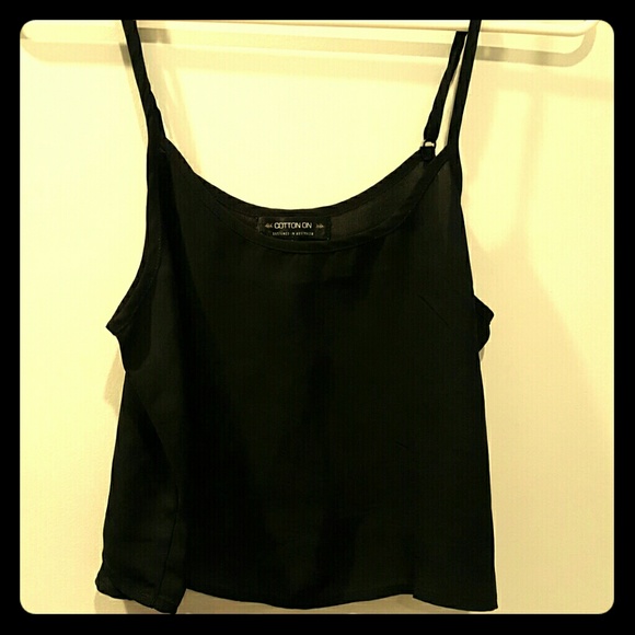 Crop top