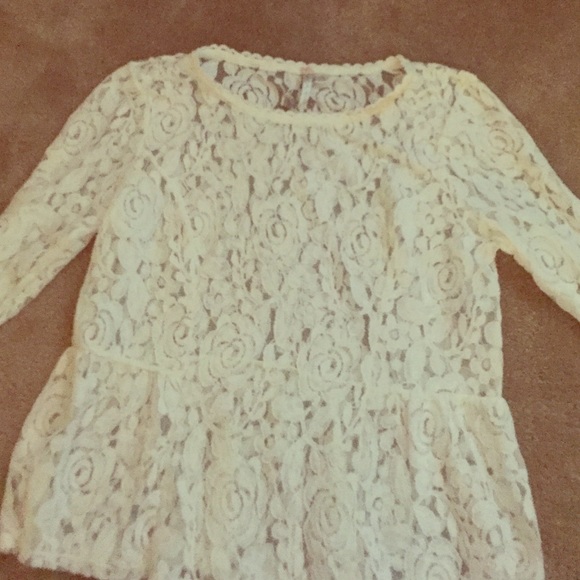 LC Lauren Conrad lace peplum top in cream, size M