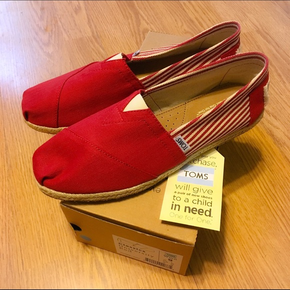 NIB University Red Classics TOMS - Discontinued!
