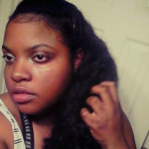 Meet your Posher, Devin