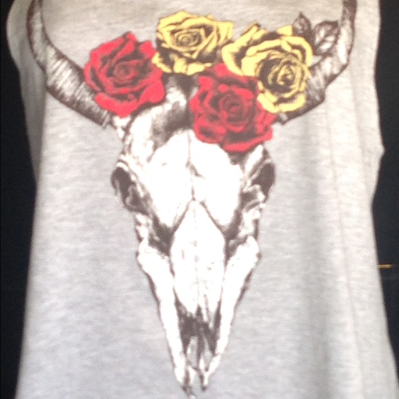 !SALE! Bison Rose Skull tank - Picture 3 of 4