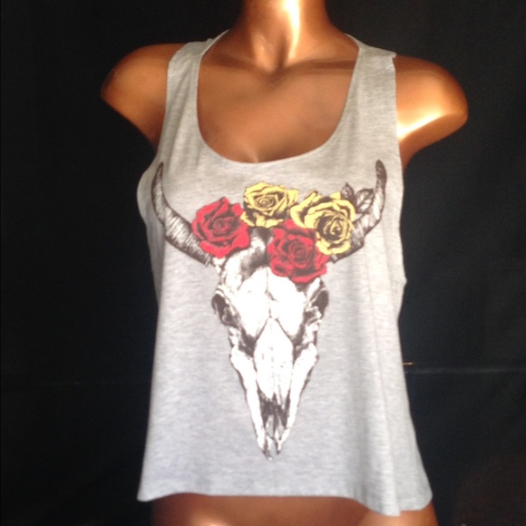 !SALE! Bison Rose Skull tank - Picture 2 of 4