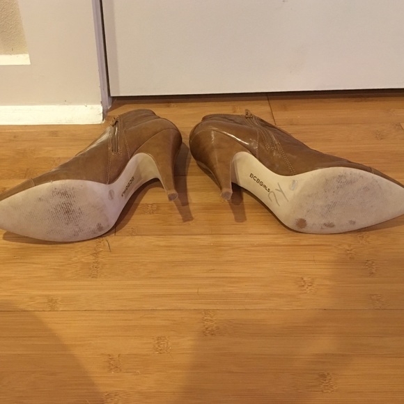 BCBGirls patent tan bootlets! - Picture 3 of 4