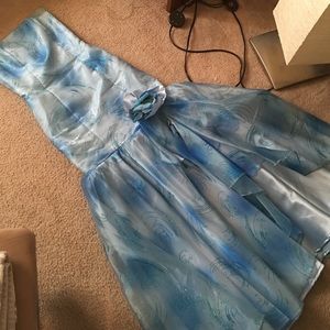 Prom dress. For 5'8" tall, XS. Custom made dress