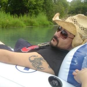 Meet your Posher, Bobbie