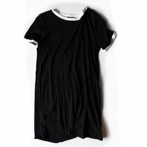 SALE Forever 21 Basic Dress - Picture 2 of 3