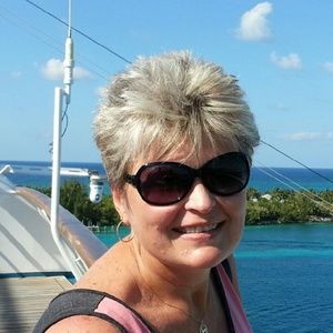 Meet your Posher, Linda
