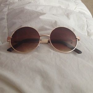 Urban outfitters sunglasses