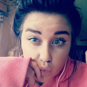 Meet your Posher, Chelsey