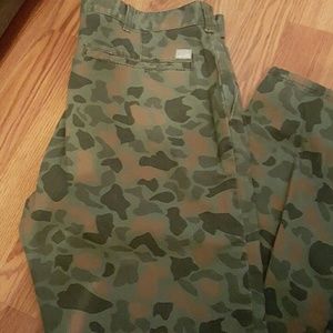 Bullhead camouflage pants