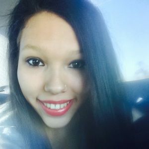 Meet your Posher, Shawnda