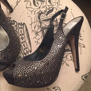 EUC Rhinestone Steve Madden Peep-toe Heels