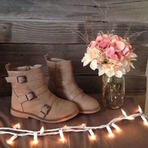 Adorable taupe buckle ankle boots