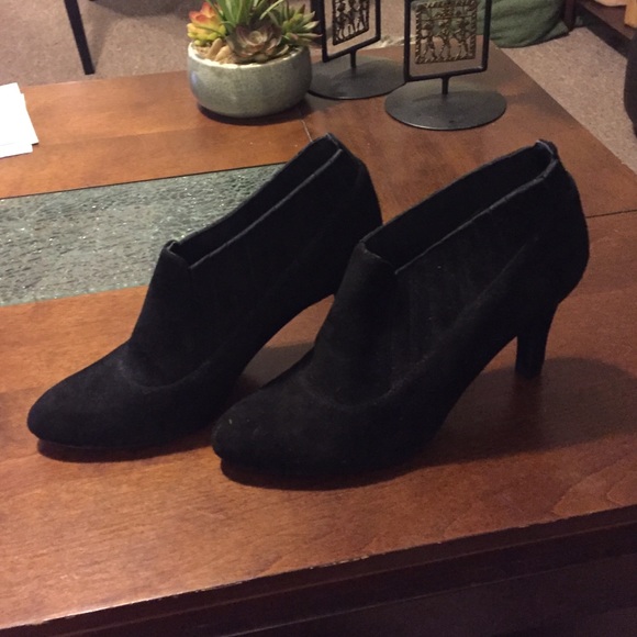 Van Eli Black Booties