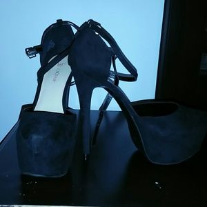 JustFab Yolande Black Pumps