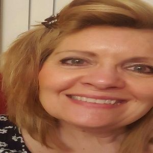 Meet your Posher, Vickie